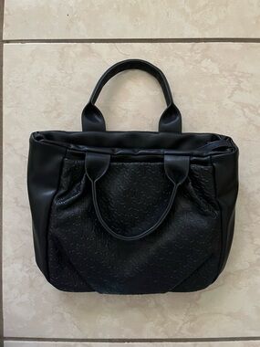 Black Women's Tote Bag - Classic Everyday Carry